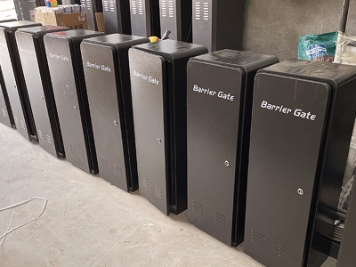 智能空降道閘發(fā)貨案例實(shí)拍